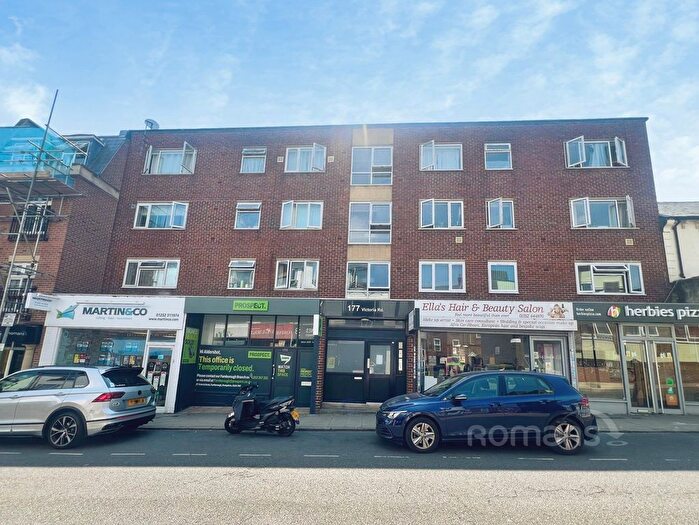 1 Bedroom Flat For Sale In Victoria Road, Aldershot, Hampshire, GU11