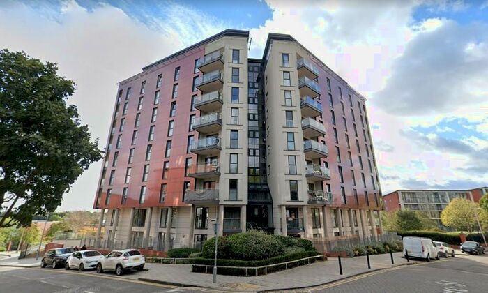2 Bedroom Apartment To Rent In Mason Way, Park Central, Birmingham, B15