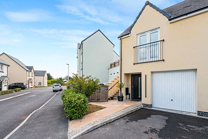 2 Bedroom Detached House For Sale In Tawny Road, Newton Abbot, TQ12