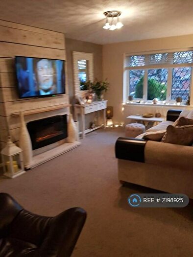 2 Bedroom Semi-Detached House To Rent In Hartwell Close, Manchester, M11