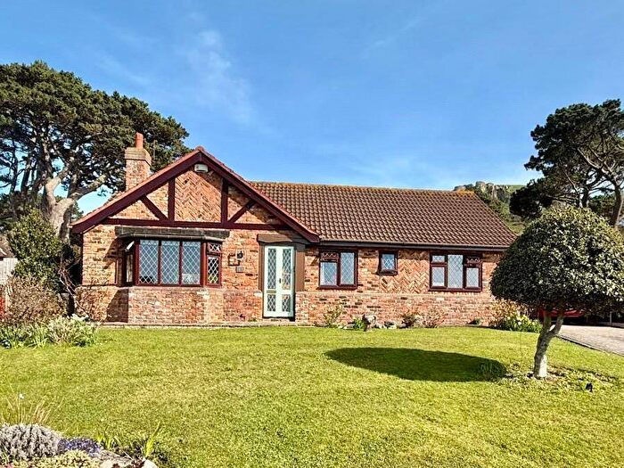 3 Bedroom Detached Bungalow For Sale In Bryn Gannock, Deganwy, Conwy, LL31