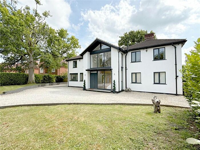 6 Bedroom Detached House To Rent In Cross Way, Shawford, Winchester, Hampshire, SO21