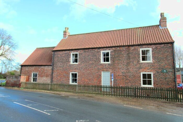 5 Bedroom Detached House For Sale In Sproatley Road, Flinton, Hull, East Yorkshire, HU11