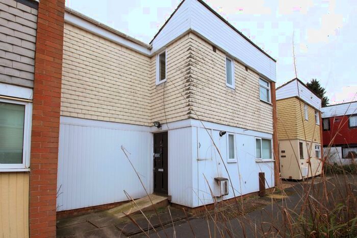 3 Bedroom Terraced House To Rent In Sandcroft, Sutton Hill, Telford, TF7