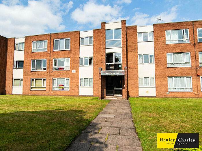 2 Bedroom Apartment To Rent In Upton Court, Erdington, Birmingham, B23