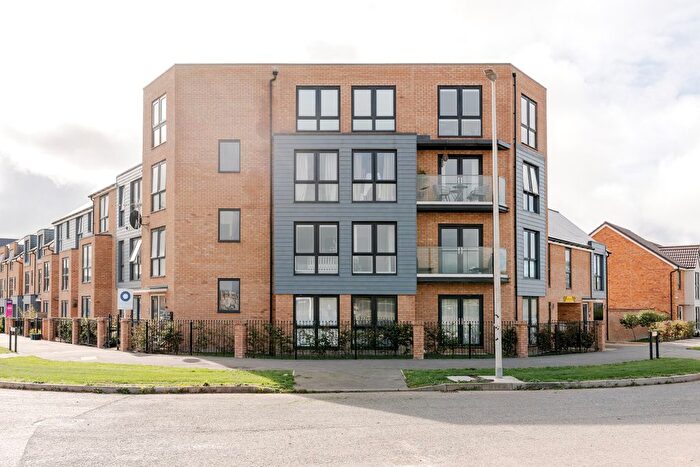 2 Bedroom Flat For Sale In Cowleaze Path, Banwell, Somerset, BS29