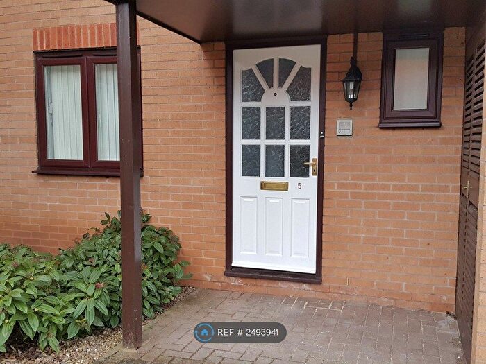 1 Bedroom Flat To Rent In Castle Marina, Nottingham, NG7