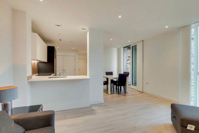 1 Bedroom Flat To Rent In Woodberry Down, Finsbury Park, London, N4