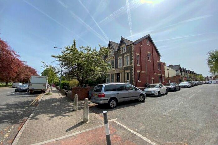 2 Bedroom Property To Rent In Ninian Road, Cardiff, CF23