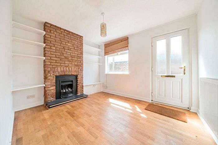 2 Bedroom Terraced House To Rent In Clewer Fields, Windsor, SL4