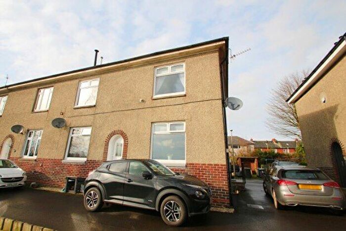 2 Bedroom Flat To Rent In Carresbrook Avenue, Glasgow, G66