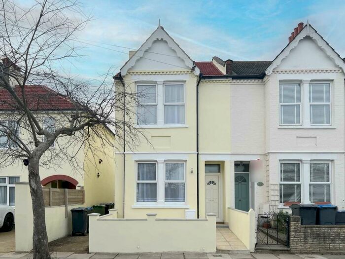 2 Bedroom House To Rent In Albert Road, New Malden, KT3