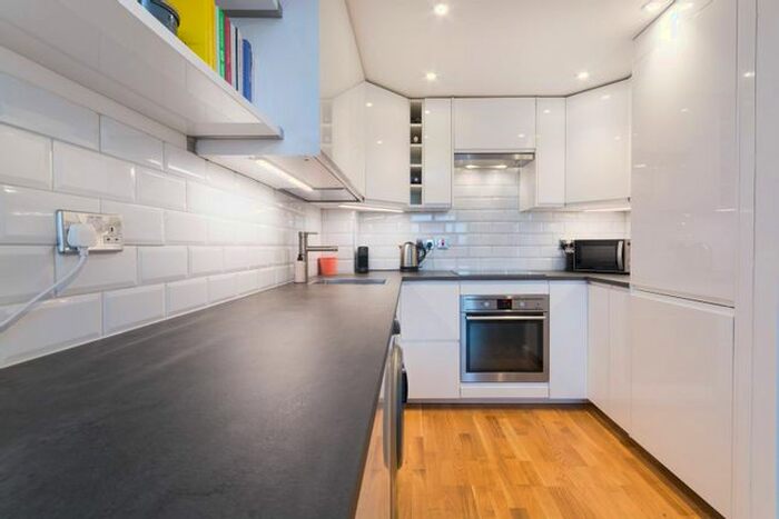 1 Bedroom Flat To Rent In Singapore Road, West Ealing, London, W13