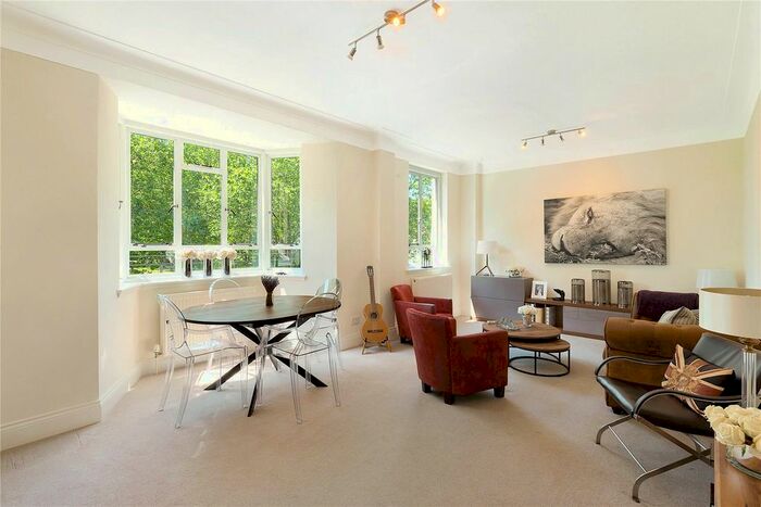 2 Bedroom Flat To Rent In Franklins Row, London, SW3