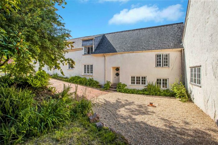 Semi-Detached House For Sale In Posbury, Crediton, EX17