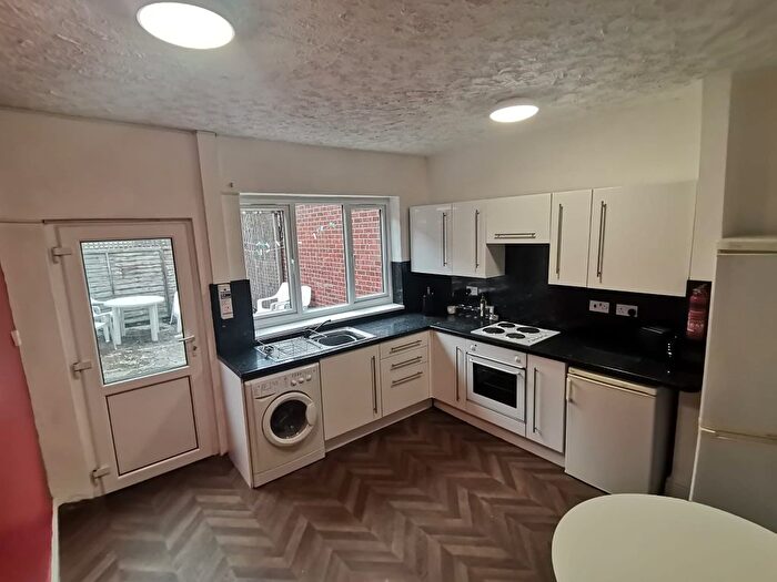3 Bedroom Terraced House To Rent In Cromwell Street, Hyson Green, Nottingham, NG7
