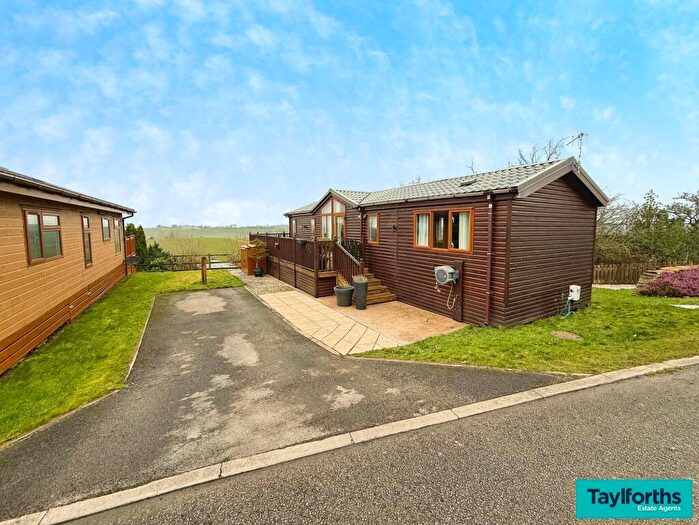 2 Bedroom Detached House For Sale In Burnley Road, Gisburn, BB7