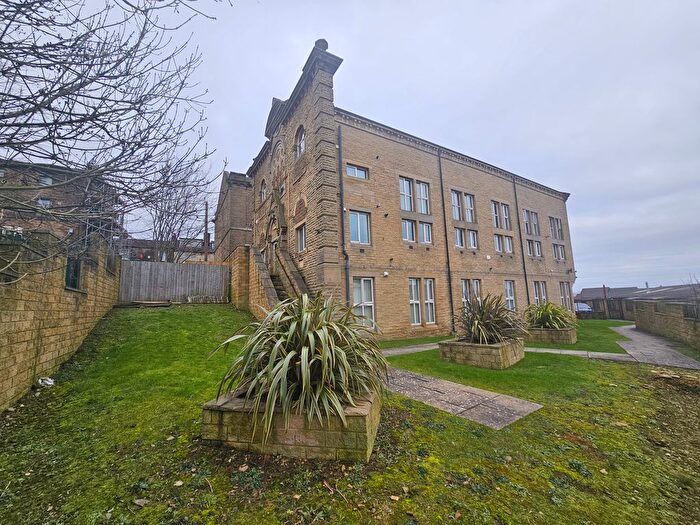 2 Bedroom Flat To Rent In Victoria Road, Bradford, BD2