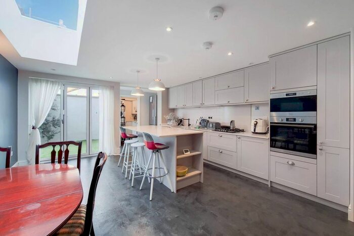 5 Bedroom Terraced House To Rent In Prothero Road, Fulham, London, SW6