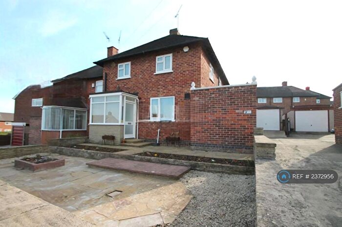 3 Bedroom Semi-Detached House To Rent In Ravenscroft Avenue, Sheffield, S13