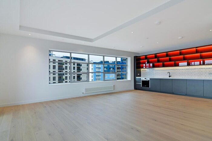 2 Bedroom Apartment For Sale In Kent Building, London, E14