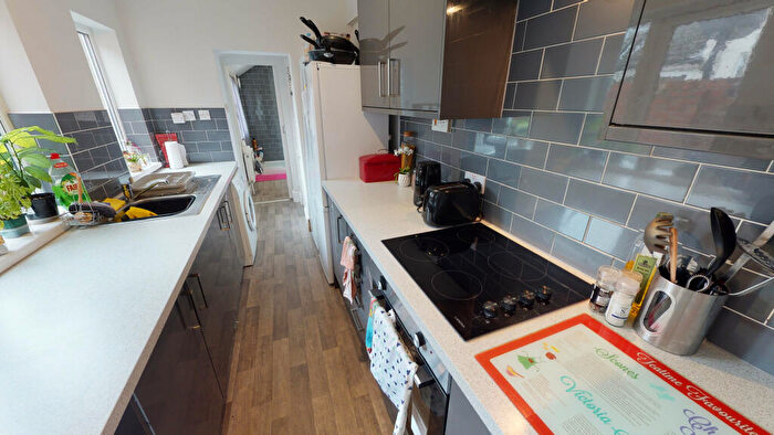 4 Bedroom Terraced House To Rent In Portland Street - Two Bathrooms | Student House | /, LN5
