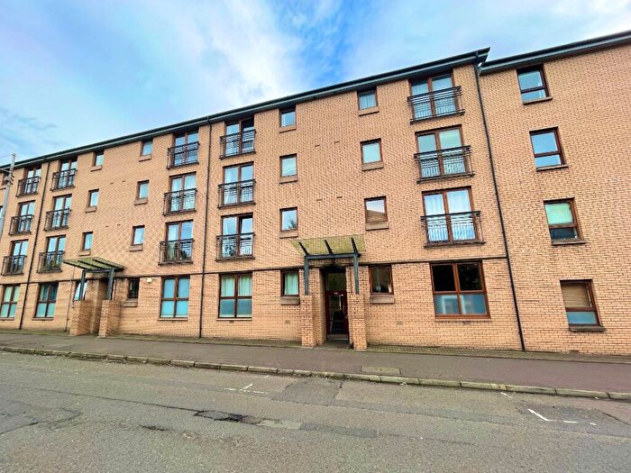 2 Bedroom Flat To Rent In Haugh Road, Glasgow, G3