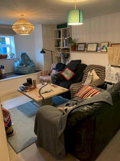 3 Bedroom Flat To Rent In Mauldeth Road West, Withington, M20