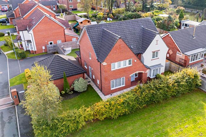 4 Bedroom Detached House For Sale In Hampton Grove, Leyland, PR25