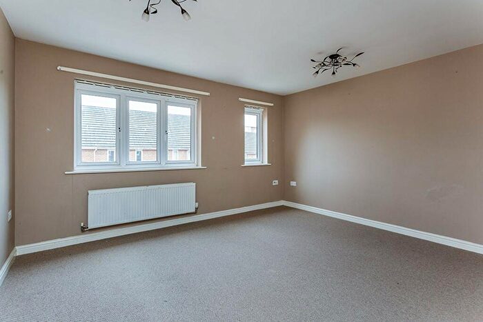 2 Bedroom Flat To Rent In Billys Copse, Havant, Hampshire, PO9