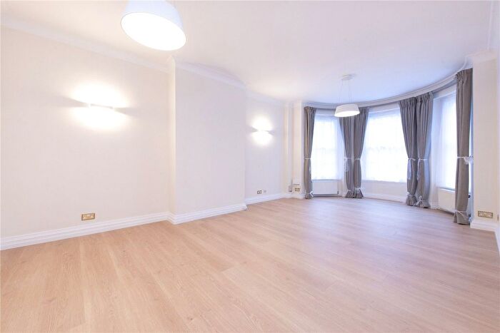 3 Bedroom Flat To Rent In South Lodge, Circus Road, St John's Wood, London, NW8