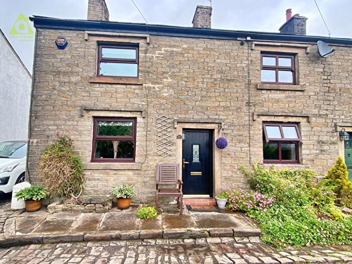 2 Bedroom Cottage For Sale In South View, Belmont, BL7