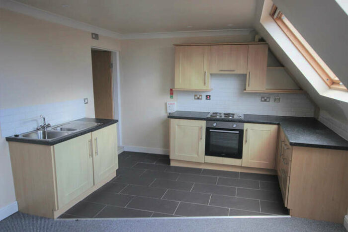 1 Bedroom Flat To Rent In Dagger Lane, Hull, HU1
