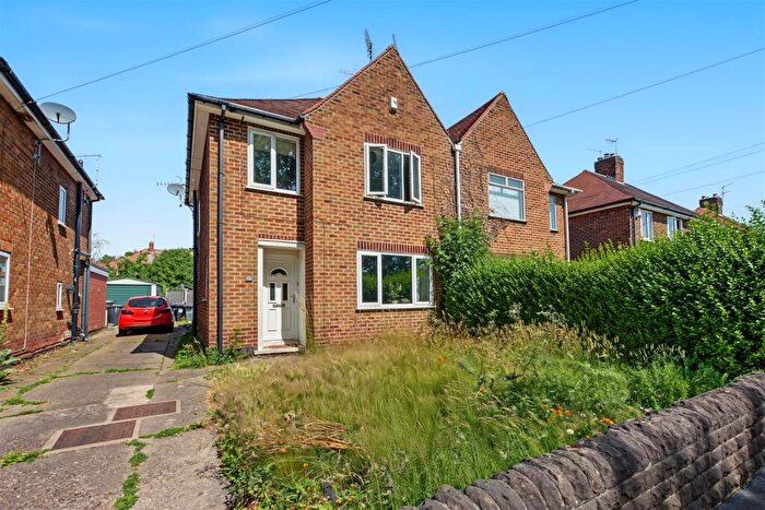 3 Bedroom Semi-Detached House For Sale In Killisick Road, Arnold, Nottingham, NG5