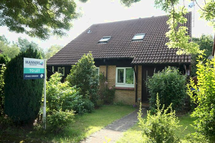 1 Bedroom Terraced House To Rent In Willowmead Close, Woking, GU21