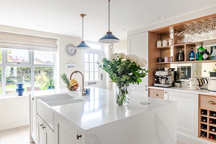 3 Bedroom Detached House For Sale In Brayton Lane, Brayton, North Yorkshire, YO8