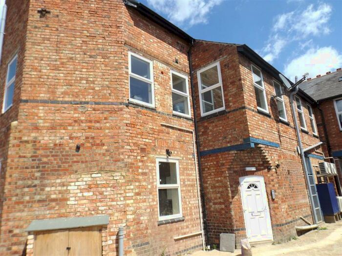 Property To Rent In High Street, Rushden, NN10