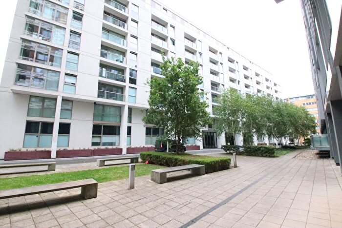 1 Bedroom Flat To Rent In Lanterns Way, Canary Wharf, E14