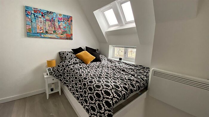 Studio To Rent In St. Peters Street, Canterbury, CT1
