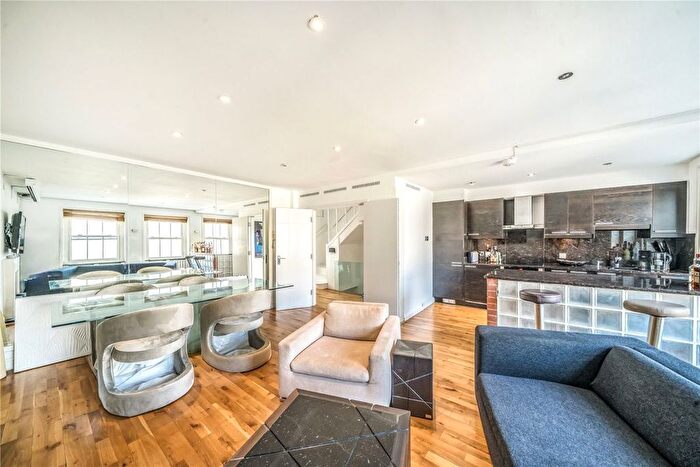 3 Bedroom Flat To Rent In Ennismore Gardens, London, SW7