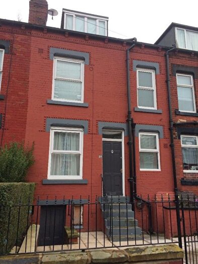 2 Bedroom Terraced House To Rent In Clifton Terrace, Leeds, West Yorkshire, LS9