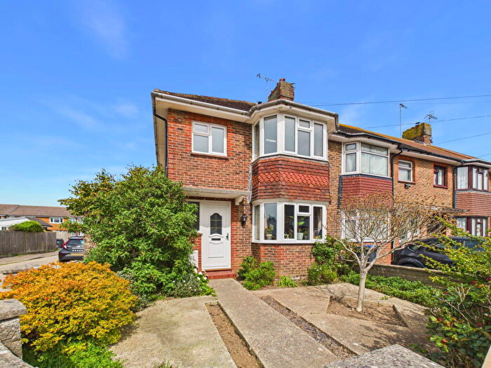 3 Bedroom End Of Terrace House For Sale In Guildford Road, Worthing, BN14