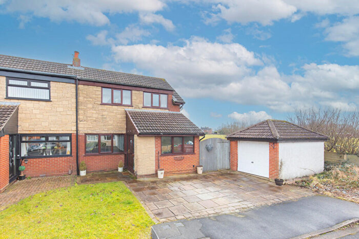 3 Bedroom Semi Detached House For Sale In Kingsbridge Close, Penwortham, PR1