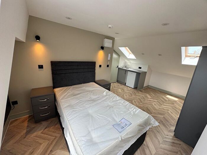 Studio To Rent In Lindrop Street, London, SW6