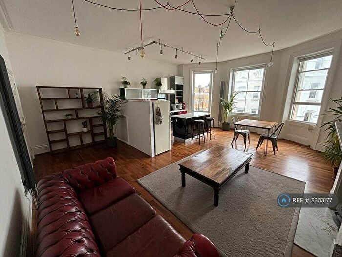 2 Bedroom Flat To Rent In Chesham Place, Brighton, BN2