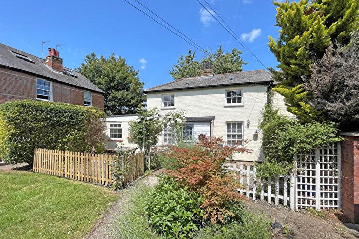 2 Bedroom Cottage To Rent In Ernest Cottages, Kingston Road, Ewell Village, Surrey, KT17