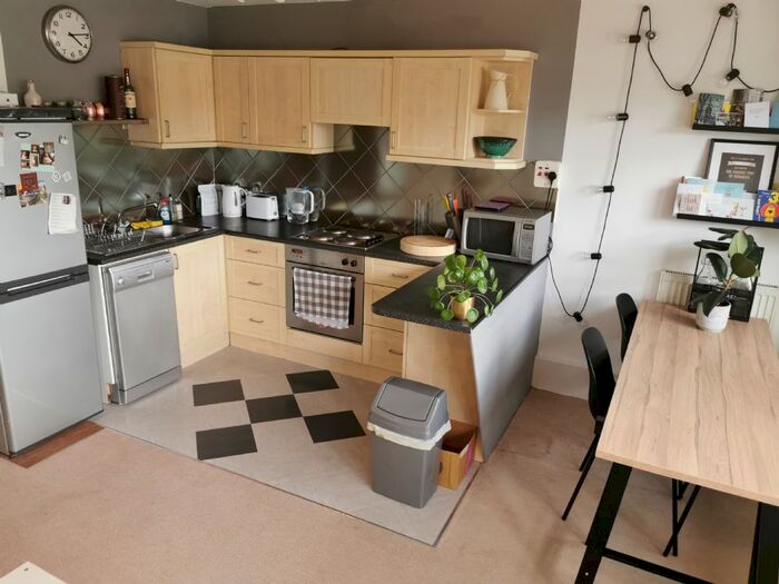 1 Bedroom Flat To Rent In Whitton, Primrose Hill, NW3