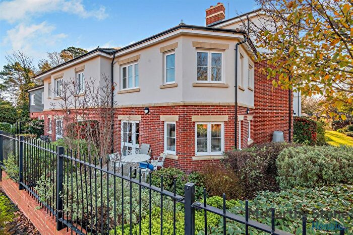 1 Bedroom Flat For Sale In Horsley Place, High Street, Cranbrook, TN17