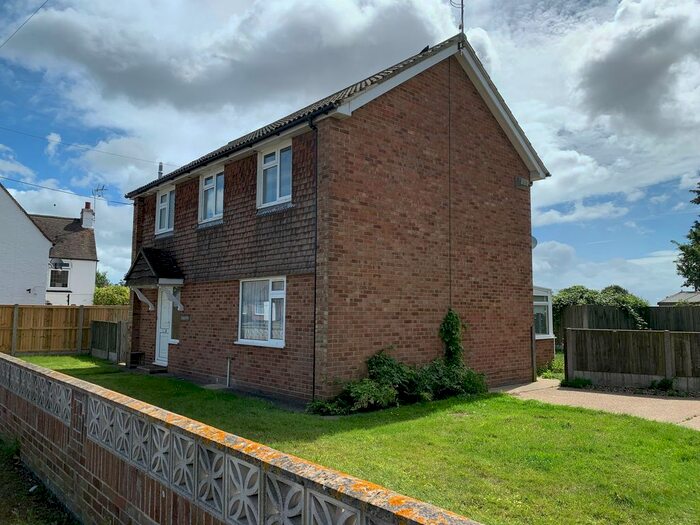3 Bedroom Semi-Detached House To Rent In Foxborough Lane, Minster, CT12