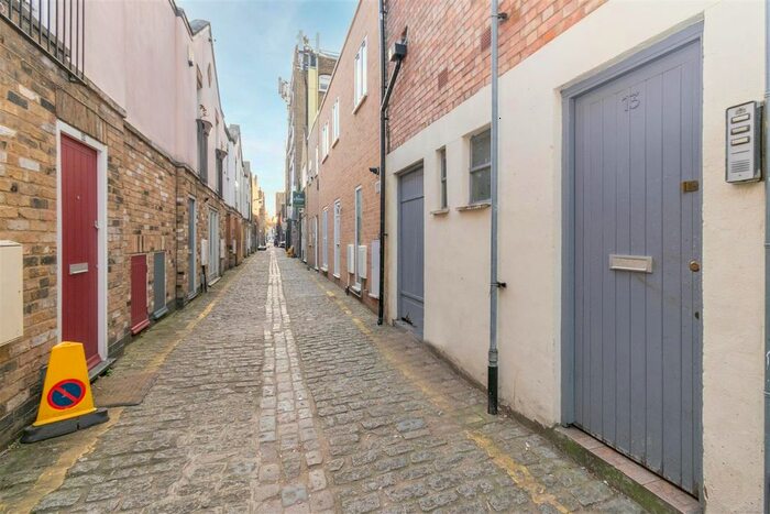 2 Bedroom Flat To Rent In Voss Street, London, E2